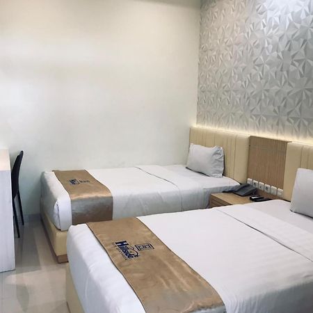 山坡套房旅馆 玛琅 外观 照片